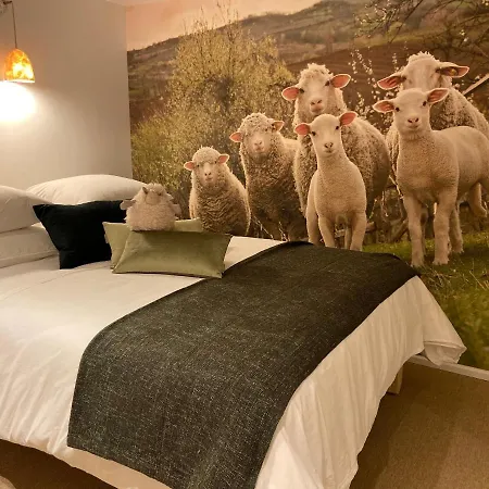 Le Mouton A 5 Pattes Aubagne-cassis-aix En Provence Aubagne